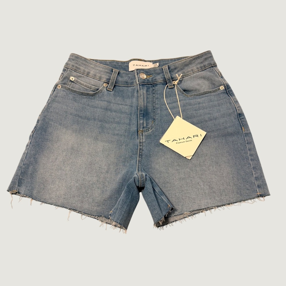 NWT Tahari Premium Denim High Rise Raw Hem Shorts Misty Blue 1TH1130S Size 2/26